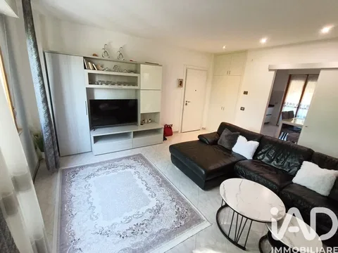 Appartamento in vendita 7 locali 99 m² Siena
