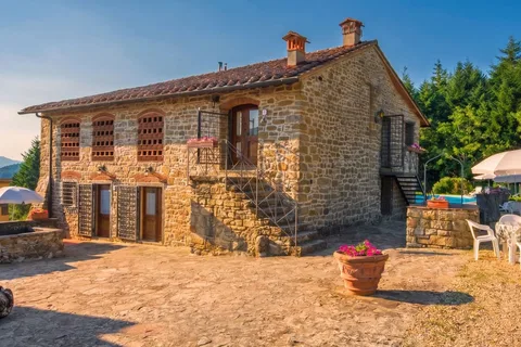 Casa in pietra del 1300 con piscina e dépendance, Vallombrosa - Pelago
