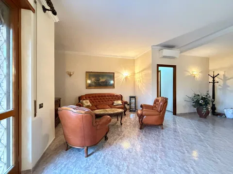 Appartamento in affitto, € 1.000, Roma, Via Giovanni Boldini 86 (Acilia)", 2 locali", 94 m², 1 Bagni