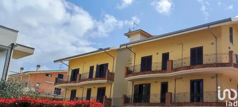 Appartamento (nuovo) in vendita 6 locali 96 m² Giulianova