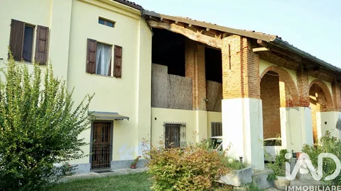 Casa/Villa 8 locali in vendita 184 m² Oviglio