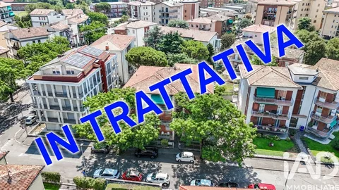 Appartamento 5 locali in vendita 146 m² Verona
