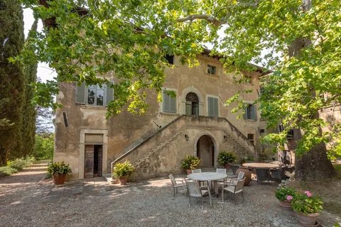 Magnifica porzione di casa di campagna con piscina, Lari - Toscana