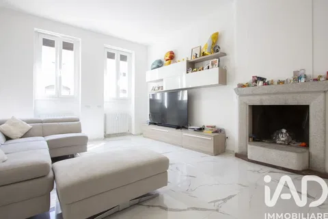 Quadrilocale in vendita 137 m² Varedo