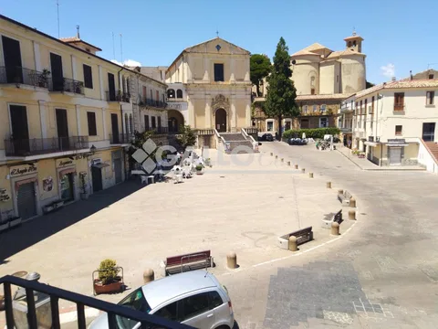 Negozio/Locale commerciale in affitto a Montalto Uffugo, 45mq AG3-2650