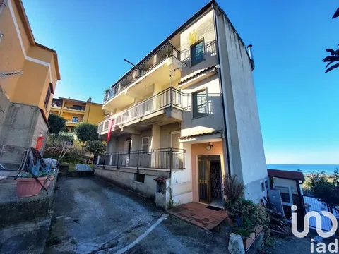 Appartamento in vendita 6 locali 109 m² Santa Maria del Cedro
