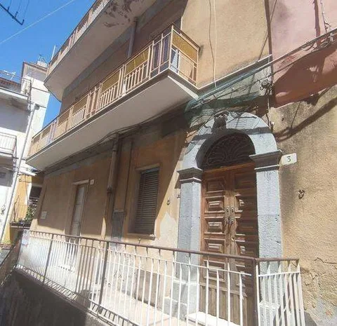Casa singola più garage