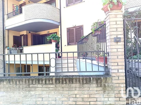 Appartamento 5 locali in vendita 110 m² Miglianico