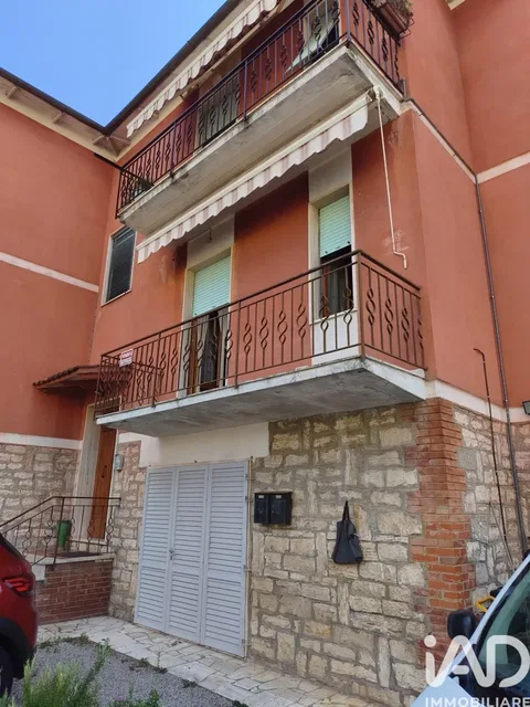 Quadrilocale in vendita 111 m² Asciano