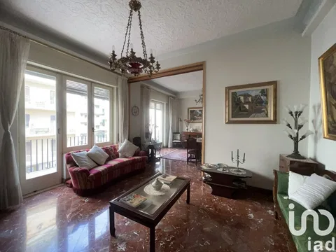 Appartamento in vendita 7 locali 226 m² Palermo