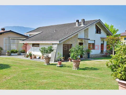 Villa singola in vendita a Barga